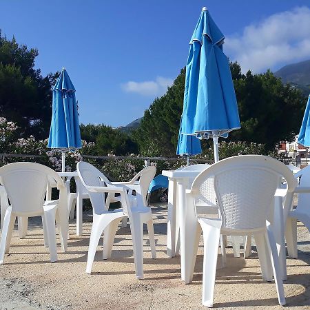 Hotel Yachting Club Mare Gioiosa Marea Esterno foto