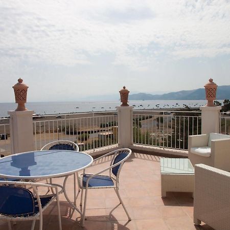Hotel Yachting Club Mare Gioiosa Marea Esterno foto