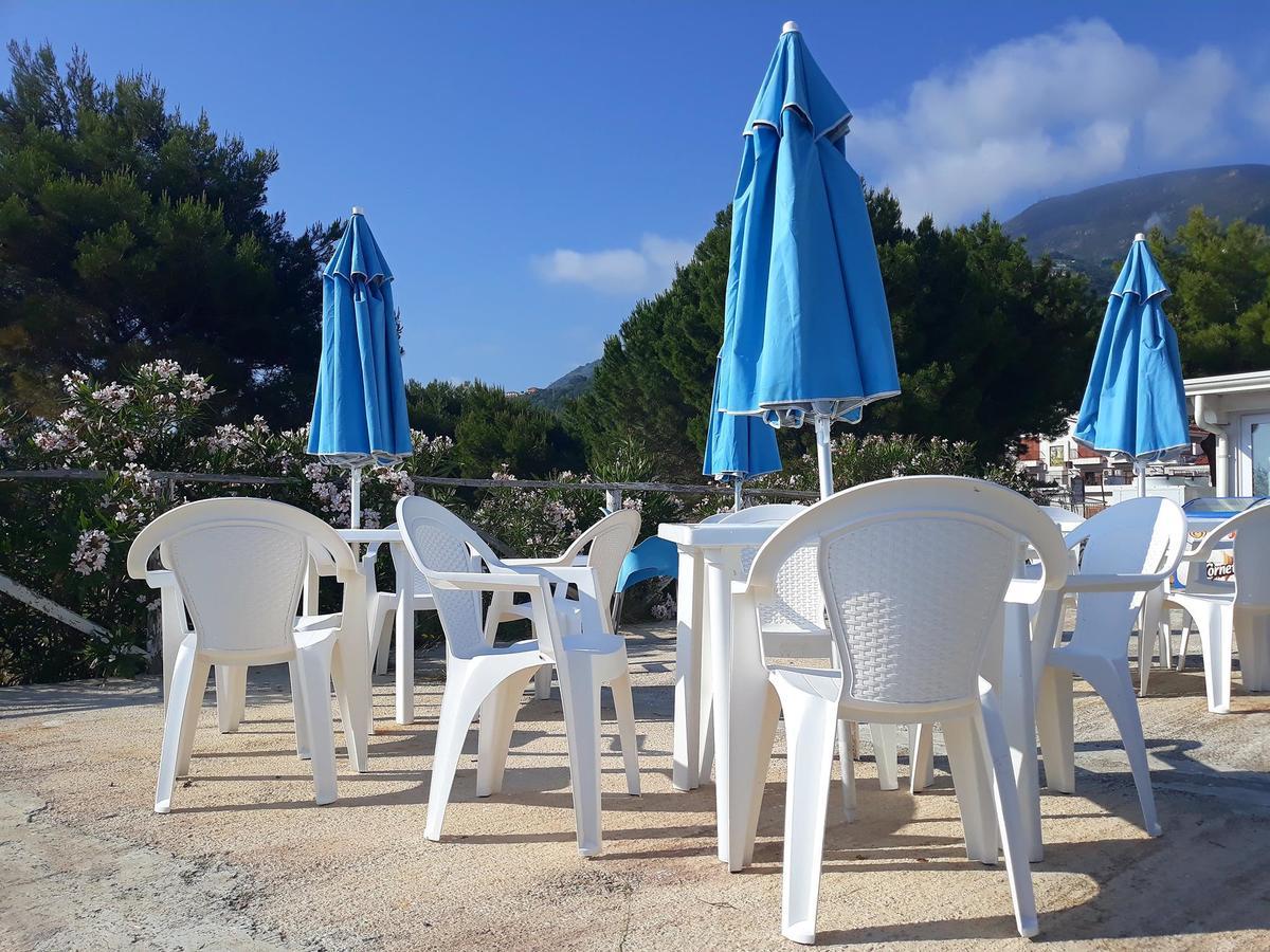 Hotel Yachting Club Mare Gioiosa Marea Esterno foto