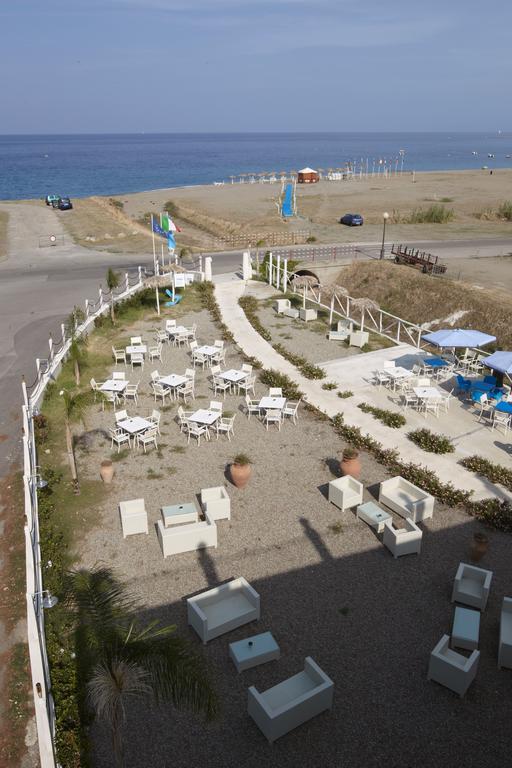 Hotel Yachting Club Mare Gioiosa Marea Esterno foto