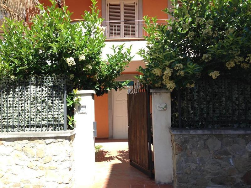 Hotel Yachting Club Mare Gioiosa Marea Esterno foto