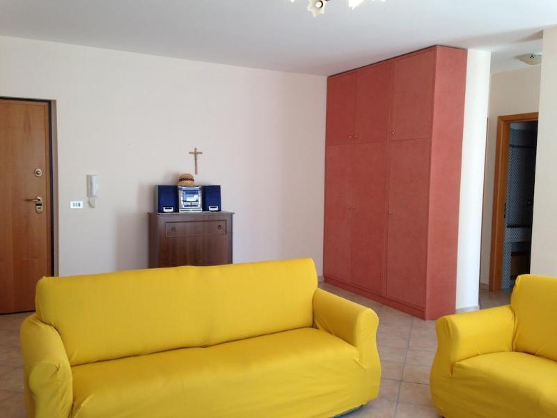 Hotel Yachting Club Mare Gioiosa Marea Esterno foto
